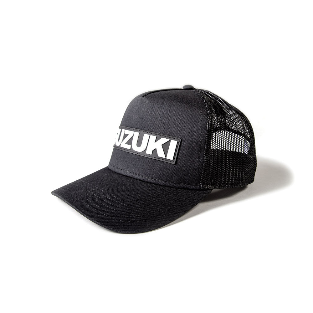 SUZUKI Core snapback hat