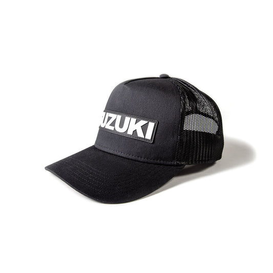 SUZUKI Core snapback hat