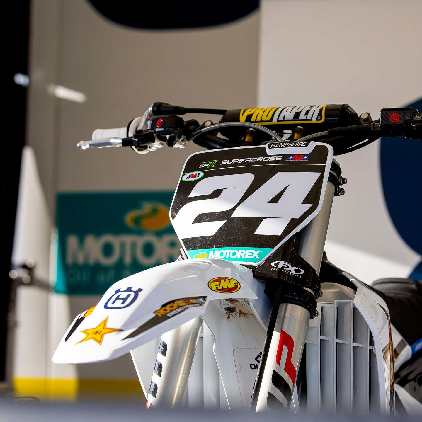 Number Plate Background Install Tips