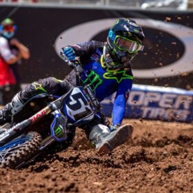 Justin Barcia moving fast around a turn at the 2020 Salt Lake City 5 Supercross Race