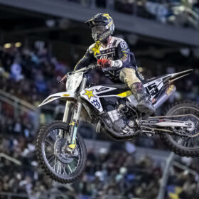 Dean Wilson in the air at the 2020 Daytona Supercross Race